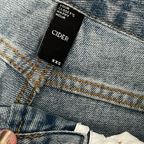 Cider Jean xxsmall good condition - Picture 3 of 3